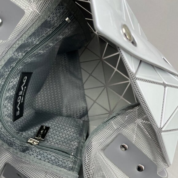 Brand new Issey Miyake two-tone handbag. - Picture 7 of 10